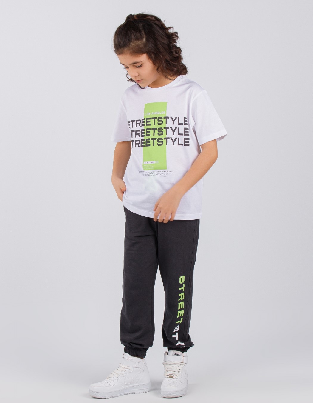 DMB KIDS 7428 Костюм (цвет: Белый\темно-серый) DMB KIDS 7428 Костюм (цвет: Белый\темно-серый)